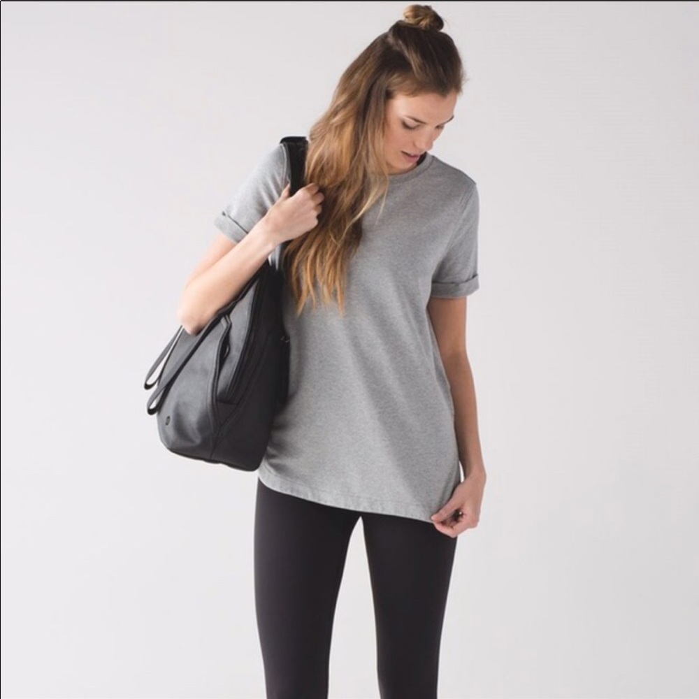 Lululemon t-shirt